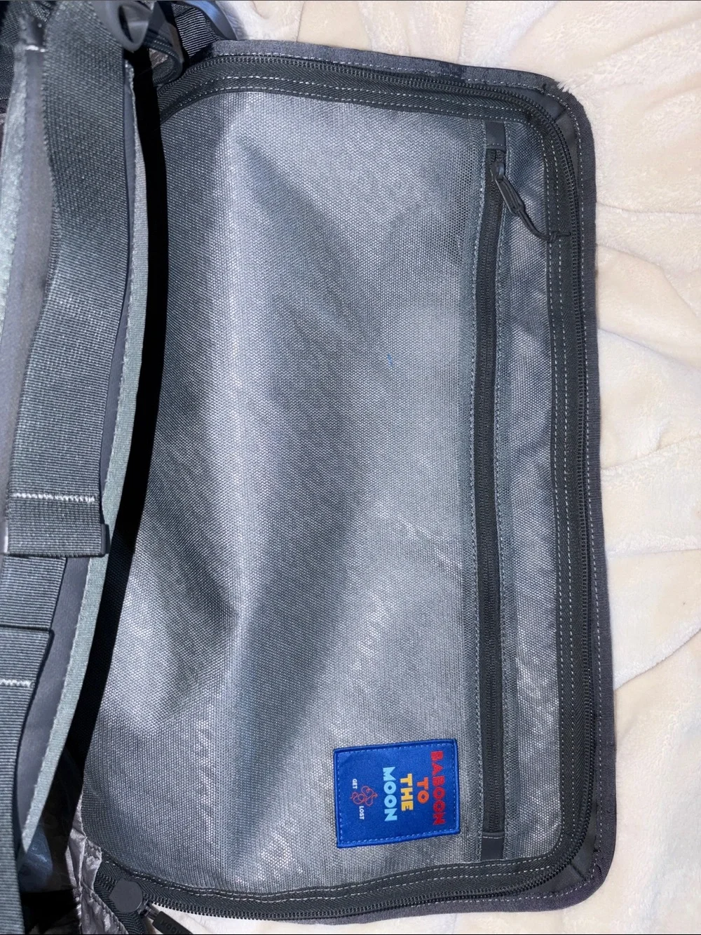 Baboon to the Moon Go Bag - Big 60L Grey NEVER USED